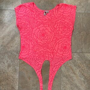 love rocks top lightweight material adult size SMALL